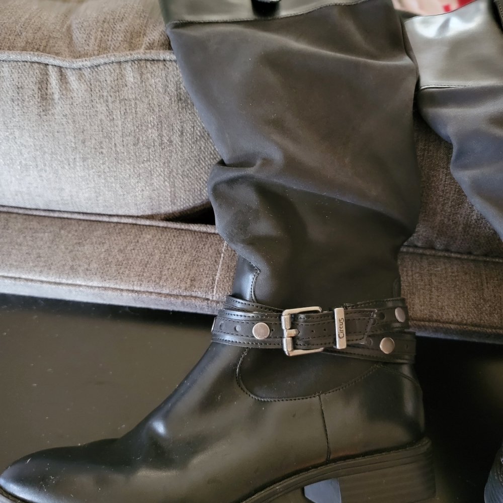 Circus black leather boots